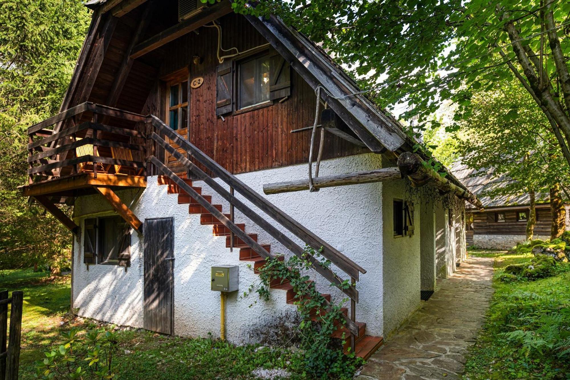 Pristava Lepena Village Exterior photo